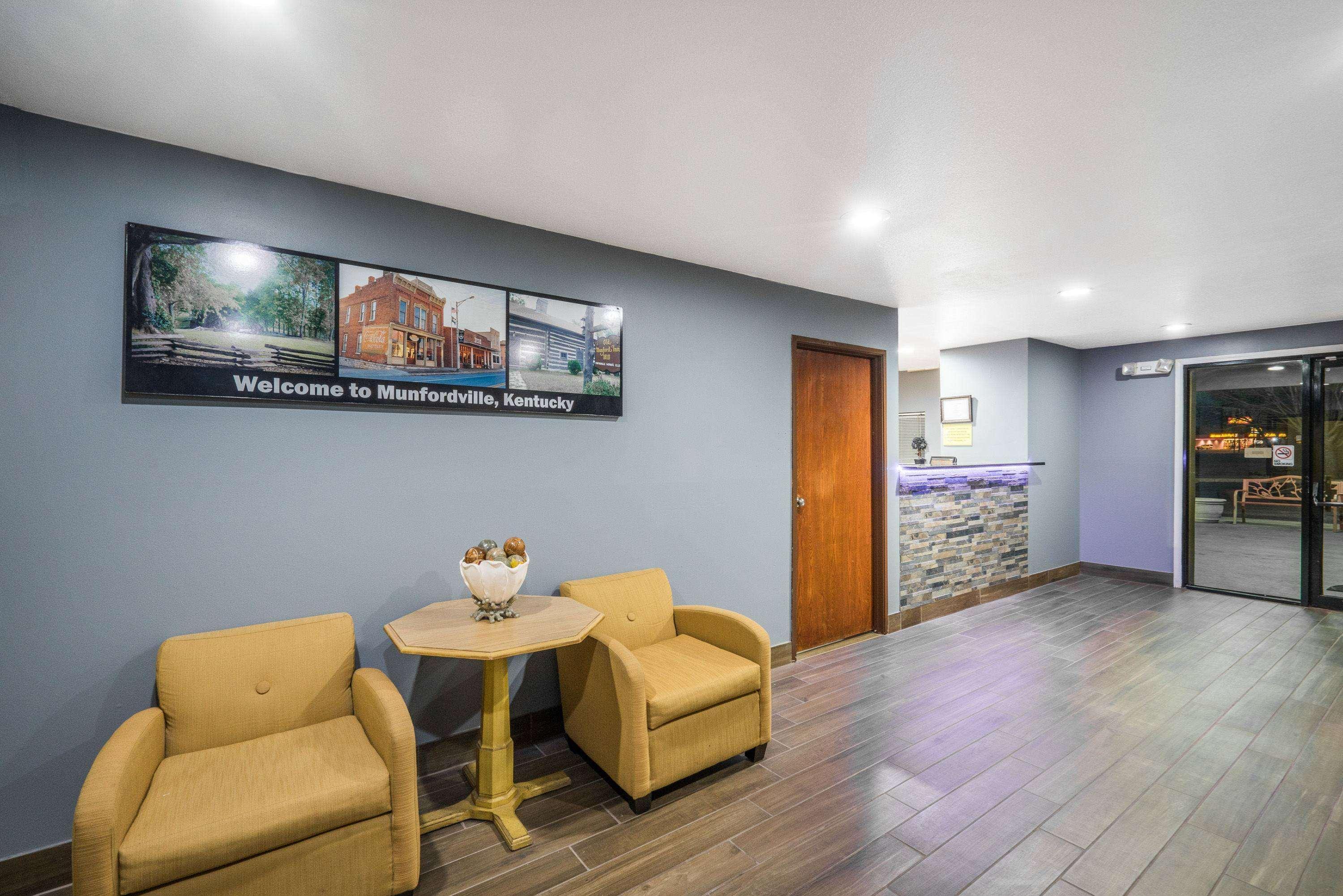 Super 8 by Wyndham Munfordville KY Eksteriør billede